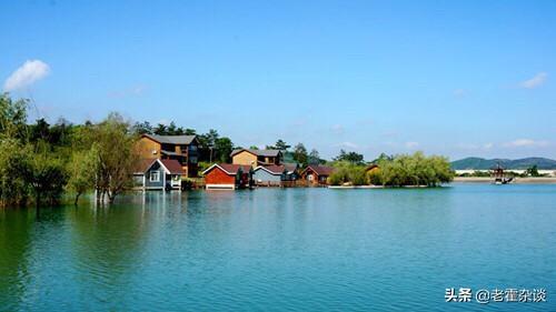 在你心里中國(guó)國(guó)內(nèi)4大旅游景點(diǎn)是哪幾個(gè)地方，你會(huì)如何排名？